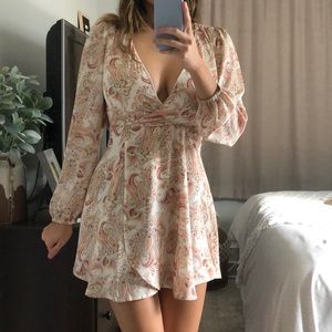 NWT ✨Host Pick✨Pink Floral Bubble Sleeve Dress M